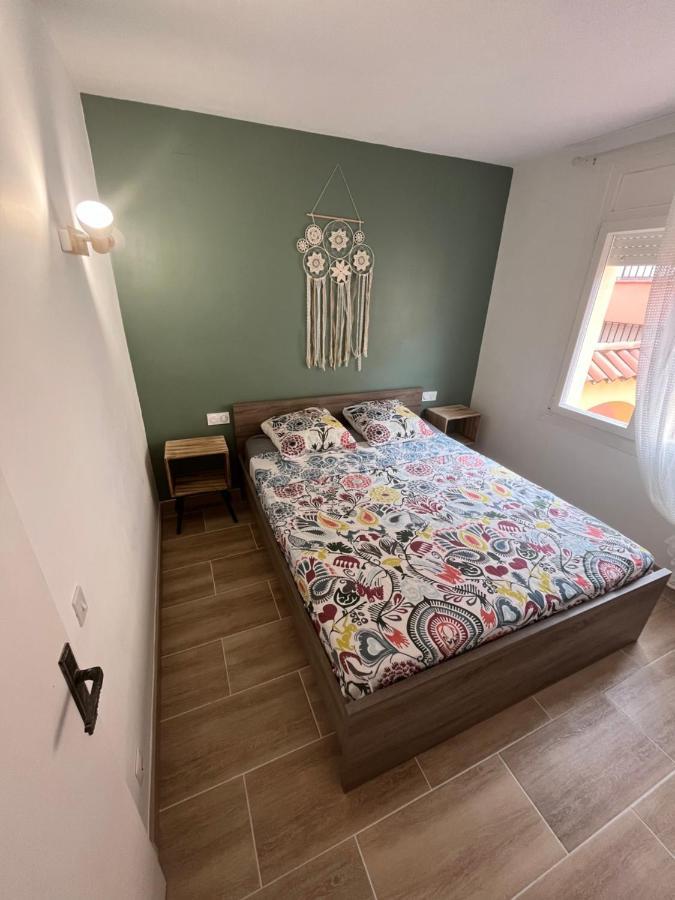 Appartement 1 Chambre Climatise Avec 3 Piscines A 200 M De La Plage Empuriabrava Exterior photo